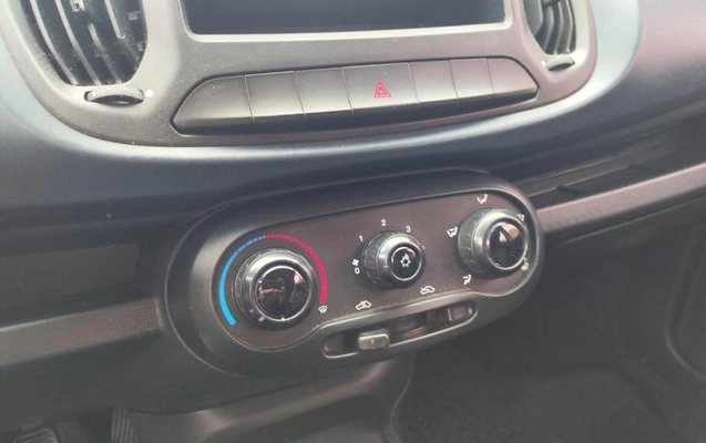 imagem-https://www.socarrao.com.br/sc-vehicle-images-prod/3794616/1789474248726-8471163_13_B_26697ffdab.jpeg