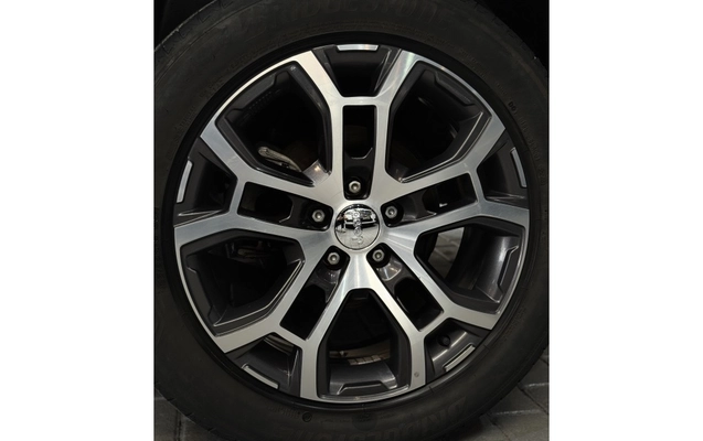 imagem-https://www.socarrao.com.br/sc-vehicle-images-prod/3794628/1789228300482-2_125021.jpg