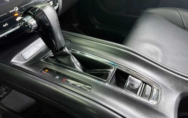 imagem-https://www.socarrao.com.br/sc-vehicle-images-prod/3794683/1789758643664-bec50de8-ac0b-3139-2353-0a508c3aeb2b-whatsappimage2026-09-18at1504192jpeg.jpg