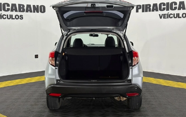 imagem-https://www.socarrao.com.br/sc-vehicle-images-prod/3794683/1789758643672-157de106-b87b-1667-25cb-0c6b8895d32a-whatsappimage2026-09-18at1504171jpeg.jpg