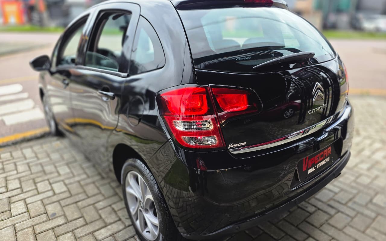 imagem-https://www.socarrao.com.br/sc-vehicle-images-prod/3794747/1789230766844-V2hhdHNBcHAgSW1hZ2UgMjAyNi0wOS0xMiBhdCAxMi4zMy4yMy5qcGVn.jpeg