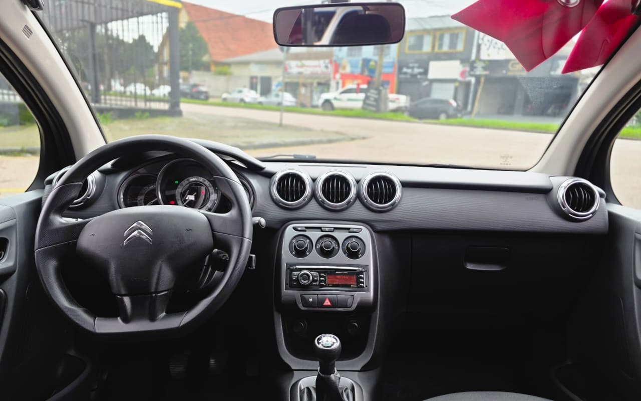 imagem-https://www.socarrao.com.br/sc-vehicle-images-prod/3794747/1789230767568-V2hhdHNBcHAgSW1hZ2UgMjAyNi0wOS0xMiBhdCAxMi4zMy4yNCAoMikuanBlZw.jpeg
