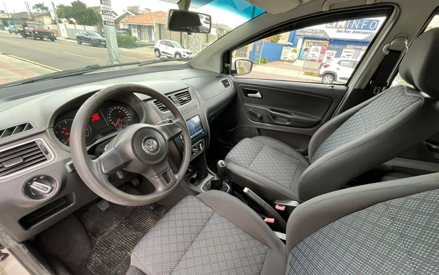 imagem-https://www.socarrao.com.br/sc-vehicle-images-prod/3794749/1789230826908-13_053055.jpg