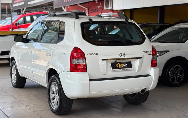 imagem-https://www.socarrao.com.br/sc-vehicle-images-prod/3794815/1789232017014-003_4d92c25b29cb1f134f758bcd96070c23.jpeg