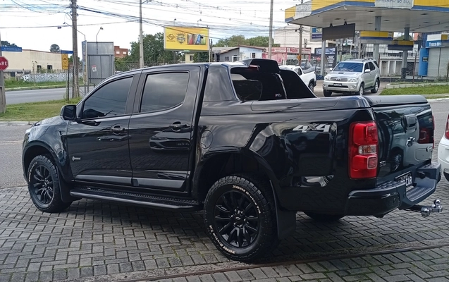 imagem-https://www.socarrao.com.br/sc-vehicle-images-prod/3794860/1789232632765-UzEwIE1JRE5JR0hUIDIwMTkgMDguanBn.jpg
