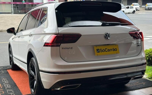 imagem-https://www.socarrao.com.br/sc-vehicle-images-prod/3794922/1789233435654-8471871_6_B_48aba230ad.jpeg