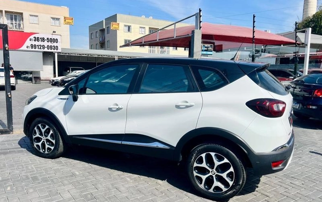 imagem-https://www.socarrao.com.br/sc-vehicle-images-prod/3794929/1789233605370-8471953_13_B_69b4af6fc9.jpeg