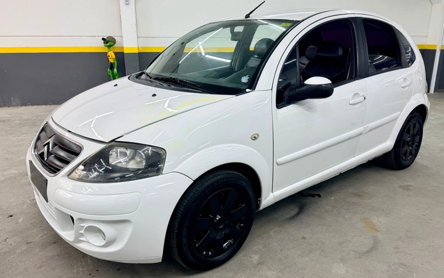imagem-https://www.socarrao.com.br/sc-vehicle-images-prod/3794930/1789241687095-34301c9482994dfeac752471fada6bfa_1789241414042.jpg