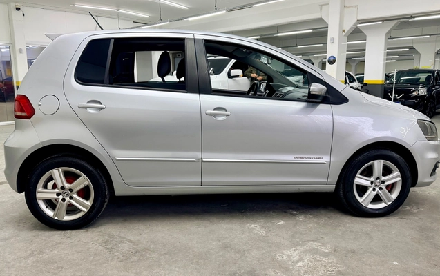 imagem-https://www.socarrao.com.br/sc-vehicle-images-prod/3794940/1789233756079-31bb3cf7021744579587a2fd2d24925c_1788034305835.jpg