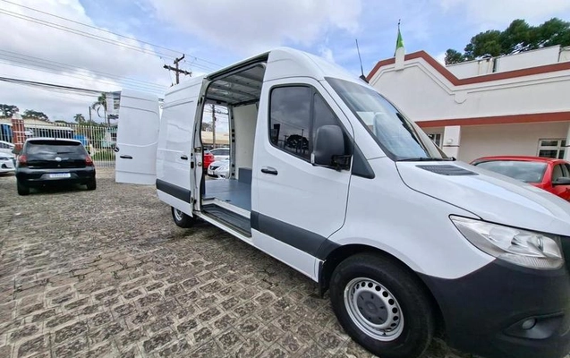 imagem-https://www.socarrao.com.br/sc-vehicle-images-prod/3794956/1789674913569-8471947_14_B_32909961da.jpeg