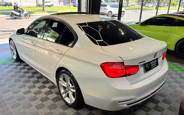 imagem-https://www.socarrao.com.br/sc-vehicle-images-prod/3794961/1789999785421-8471969_3_B_a8a99fe07d.jpeg
