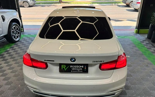 imagem-https://www.socarrao.com.br/sc-vehicle-images-prod/3794961/1789999785421-8471969_5_B_7179c1ba8f.jpeg