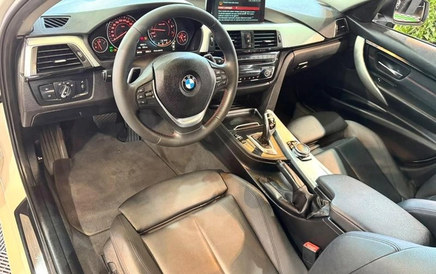 imagem-https://www.socarrao.com.br/sc-vehicle-images-prod/3794961/1789999785425-8471969_7_B_6277bc5389.jpeg