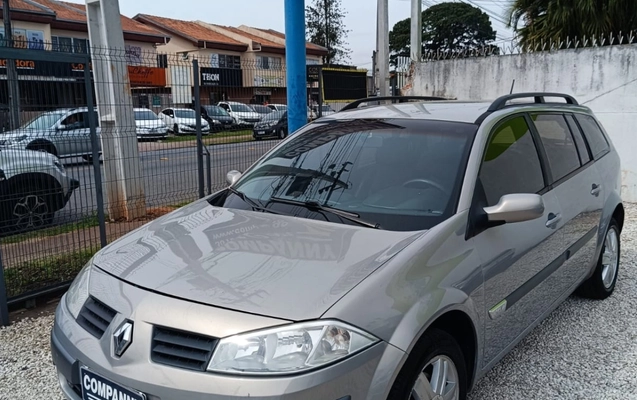 imagem-https://www.socarrao.com.br/sc-vehicle-images-prod/3794966/1789234227249-V2hhdHNBcHAgSW1hZ2UgMjAyNi0wOS0xMiBhdCAxMy40OS4yNSAoMSkuanBlZw.jpeg