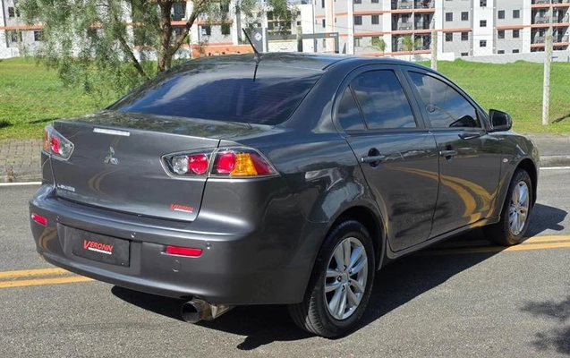 imagem-https://www.socarrao.com.br/sc-vehicle-images-prod/3794978/1789497714998-8429361_3_B_04b506a654.jpeg