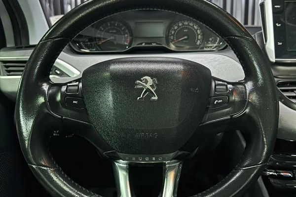 imagem-https://www.socarrao.com.br/sc-vehicle-images-prod/3794979/1789585423645-8470908_1_B_7c67c5b946.jpeg