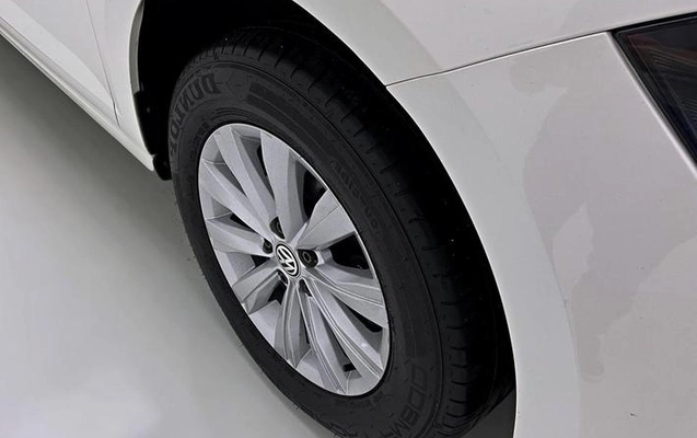 imagem-https://www.socarrao.com.br/sc-vehicle-images-prod/3794993/1789576403239-8352357_12_B_9ede84bcb4.jpeg