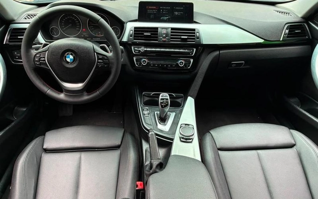 imagem-https://www.socarrao.com.br/sc-vehicle-images-prod/3794999/1790176254936-8471388_15_B_8409a2b829.jpeg