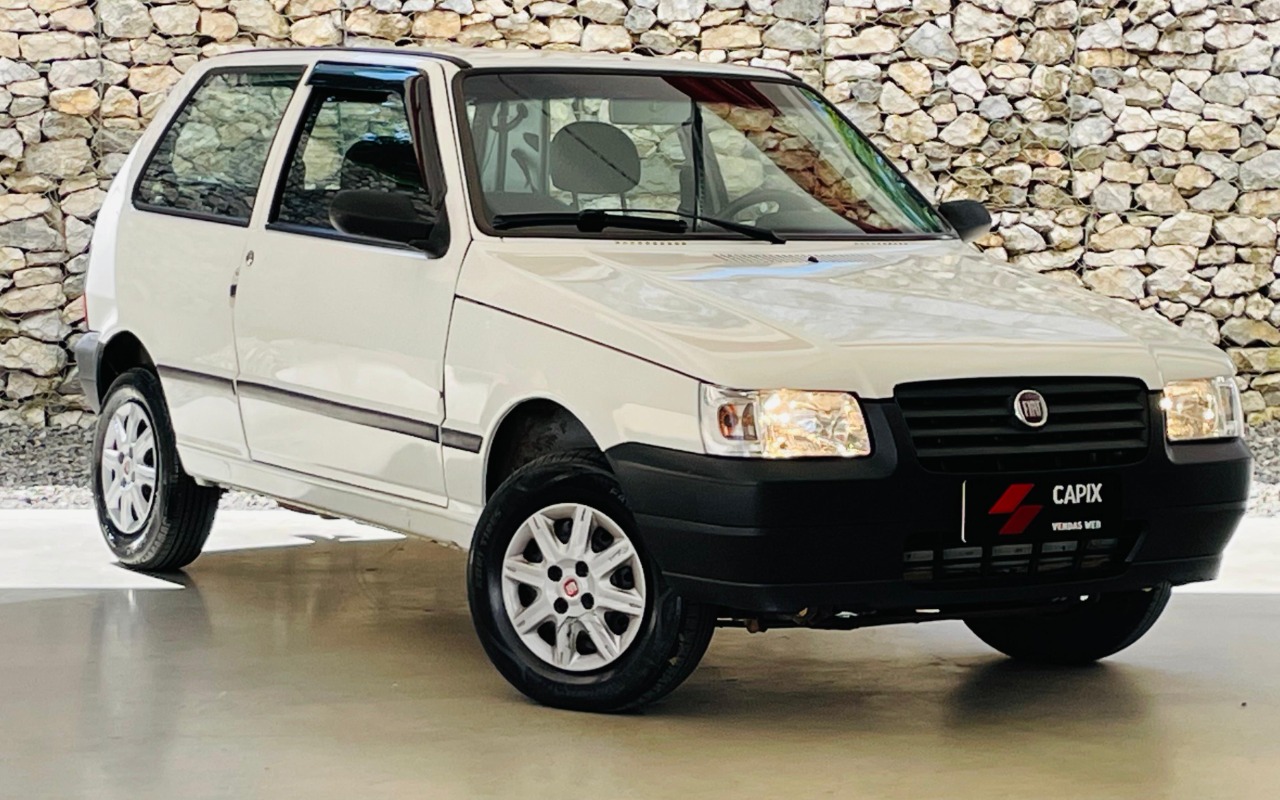 Fiat Uno 2011 Branco — foto 1 de 3