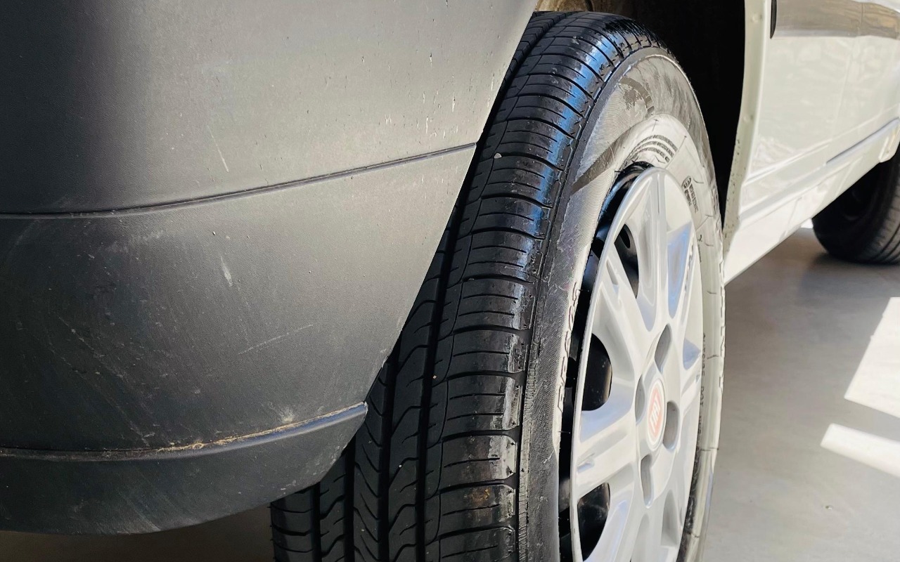 imagem-https://www.socarrao.com.br/sc-vehicle-images-prod/3795011/1789234922911-Yjc1MDU2ZjItMjQzNi00YTYwLWJhNzctMGYxODc3ZDUwNGJiLkpQRw.JPG