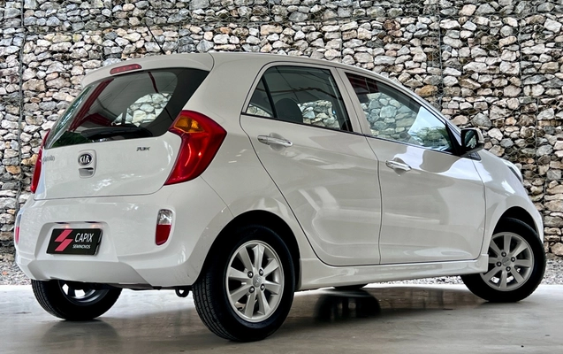 imagem-https://www.socarrao.com.br/sc-vehicle-images-prod/3795016/1789235150739-SU1HXzM0MjguanBn.jpg