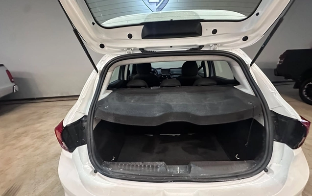 imagem-https://www.socarrao.com.br/sc-vehicle-images-prod/3795032/1789235210633-1e4ce8faa4c041378ac8d3c19eb71309_1789235153153.jpg