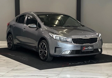 Kia Cerato 1.6 16V Aut. 2018 Cinza — foto 1 de 3