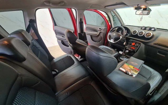 imagem-https://www.socarrao.com.br/sc-vehicle-images-prod/3795061/1789388955661-OC5qcGc.jpg