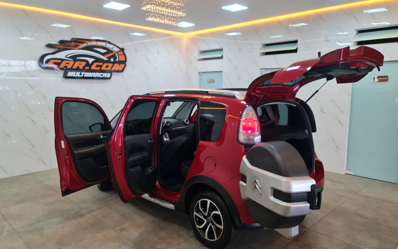 imagem-https://www.socarrao.com.br/sc-vehicle-images-prod/3795061/1789388956430-MTQuanBn.jpg