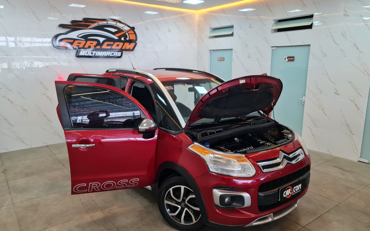 imagem-https://www.socarrao.com.br/sc-vehicle-images-prod/3795061/1789388956522-MTUuanBn.jpg