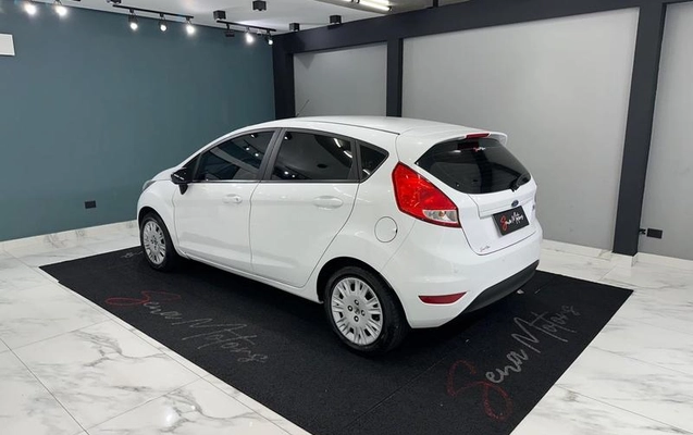 imagem-https://www.socarrao.com.br/sc-vehicle-images-prod/3795142/1790186369474-8468680_7_B_8b6cd054de.jpeg