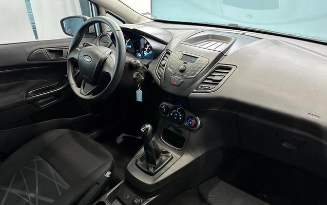 imagem-https://www.socarrao.com.br/sc-vehicle-images-prod/3795142/1790186369484-8468680_14_B_fad29f1d5f.jpeg