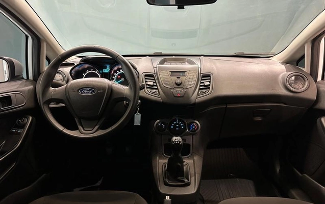 imagem-https://www.socarrao.com.br/sc-vehicle-images-prod/3795142/1790186369485-8468680_15_B_f1ff1b30e4.jpeg