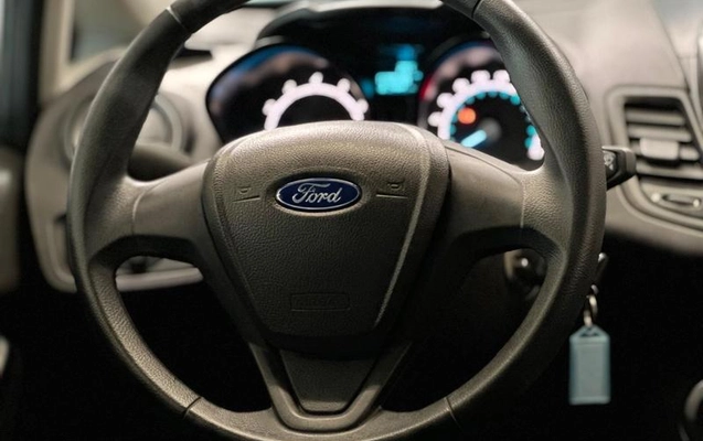 imagem-https://www.socarrao.com.br/sc-vehicle-images-prod/3795142/1790186369489-8468680_17_B_5cdd138734.jpeg