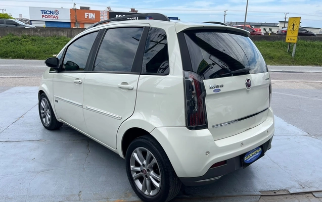 imagem-https://www.socarrao.com.br/sc-vehicle-images-prod/3795165/1789491873686-42b4cafdc63f44ebab505261c81e103e_1789491447727.jpg