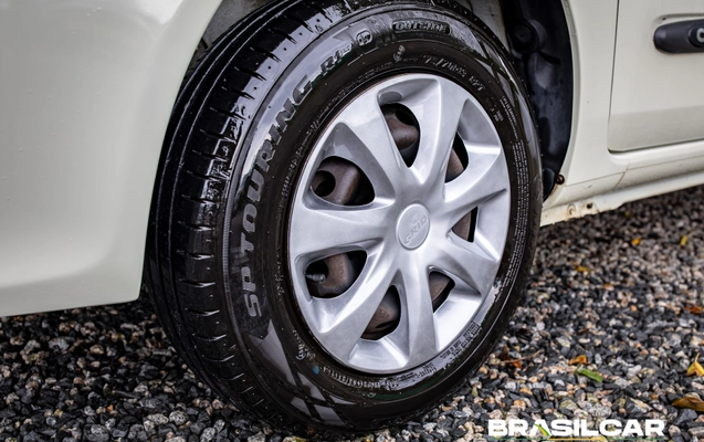 imagem-https://www.socarrao.com.br/sc-vehicle-images-prod/3795168/1789238047659-003_2fb1c05d1e72592c6dd6e458a43b7489.jpg