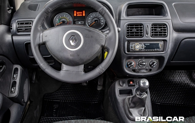 imagem-https://www.socarrao.com.br/sc-vehicle-images-prod/3795168/1789238047670-003_8f19512ff6ee234056f626c587d19c8d.jpg