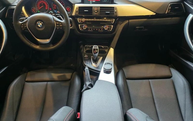 imagem-https://www.socarrao.com.br/sc-vehicle-images-prod/3795177/1790105707768-8472059_9_B_81da519eae.jpeg