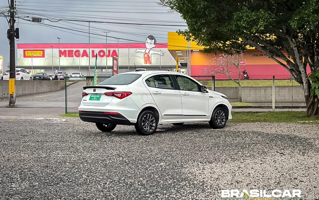 imagem-https://www.socarrao.com.br/sc-vehicle-images-prod/3795196/1789238540445-003_edccd73ace5411d8ad691a669553ebe4.jpg