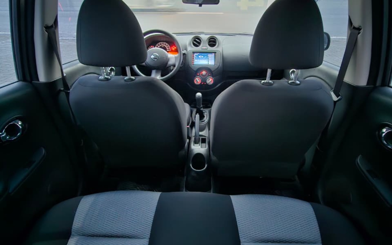imagem-https://www.socarrao.com.br/sc-vehicle-images-prod/3795197/1789238556529-NDgyYjcyOWYtMjI2MC00NzJhLThkZjItNmM0MGEzMzgwOGFlLmpwZw.jpg