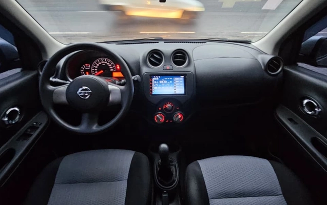 imagem-https://www.socarrao.com.br/sc-vehicle-images-prod/3795197/1789238557099-ZmMwMWU1NzktMzUxNy00N2ZhLTk1NTQtMTMyN2M5ZmM4MjkzLmpwZw.jpg