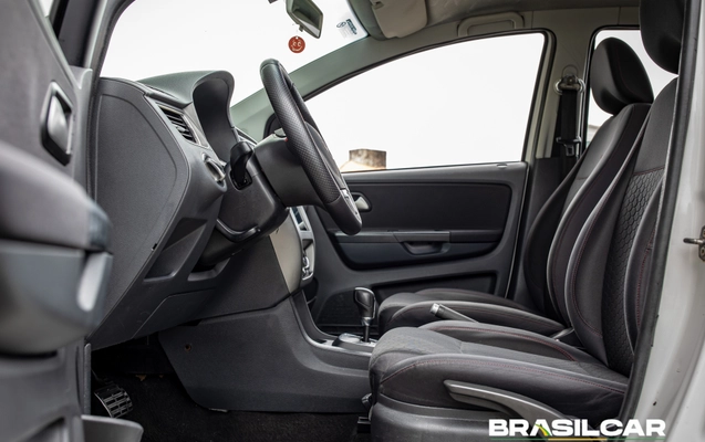 imagem-https://www.socarrao.com.br/sc-vehicle-images-prod/3795211/1789238789336-003_c322487d71ef64ccb677e1afbaa94302.jpg