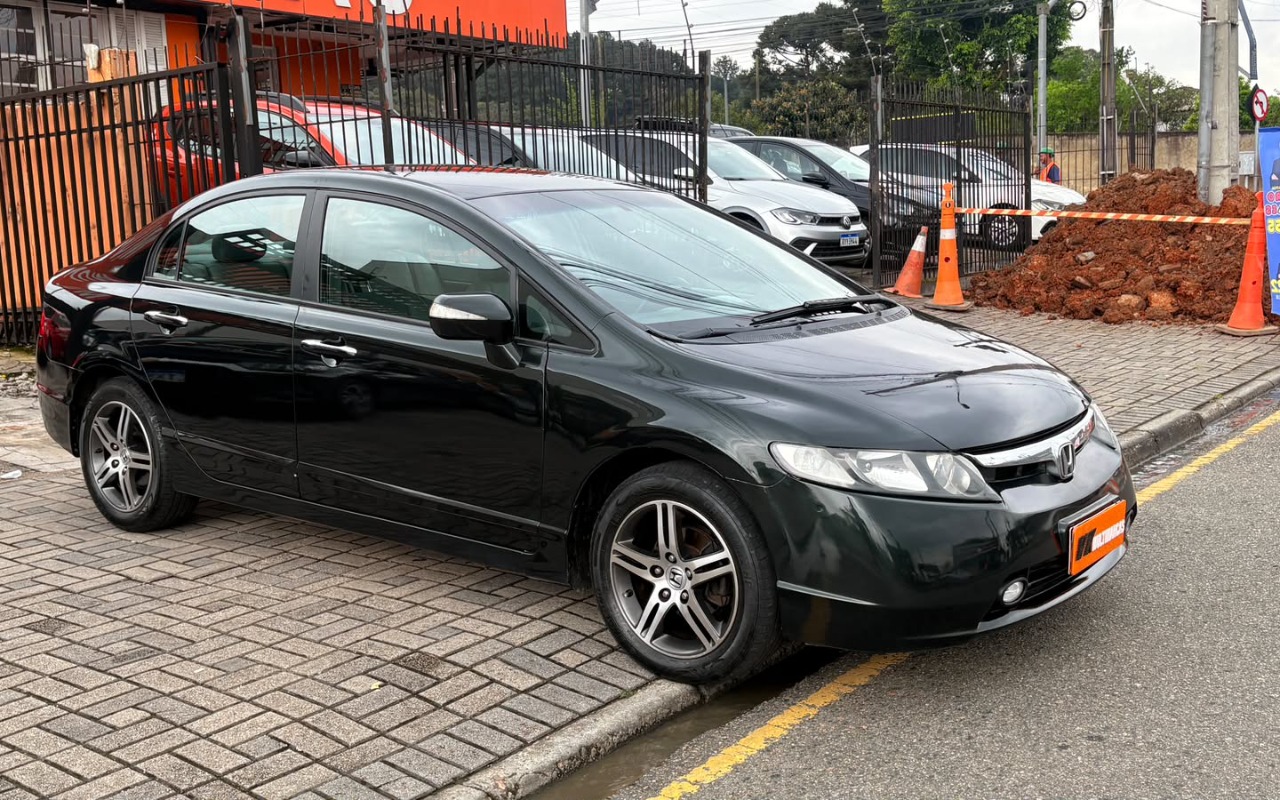 imagem-https://www.socarrao.com.br/sc-vehicle-images-prod/3795217/1789238910108-V2hhdHNBcHAgSW1hZ2UgMjAyNi0wOS0xMiBhdCAxNC41NS4xOSAoMikuanBlZw.jpeg