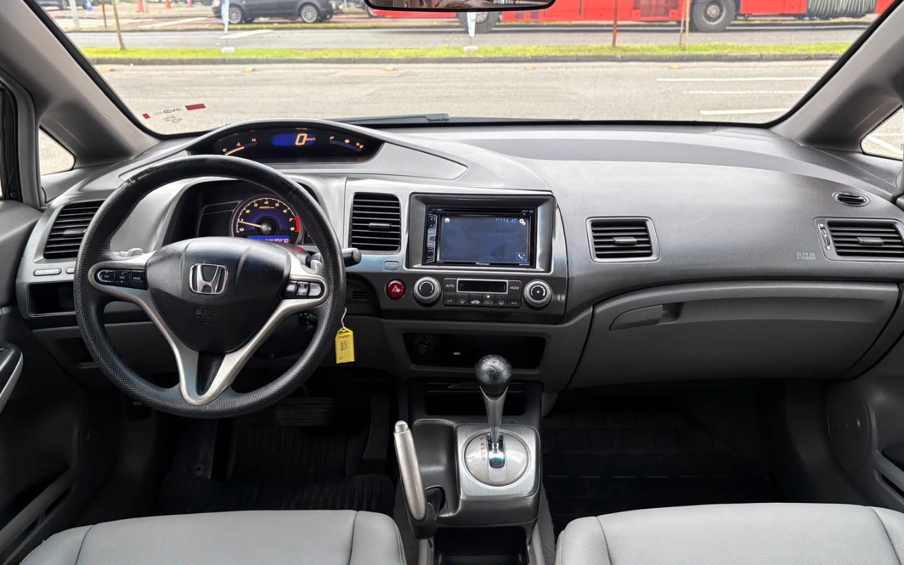 imagem-https://www.socarrao.com.br/sc-vehicle-images-prod/3795217/1789238910415-V2hhdHNBcHAgSW1hZ2UgMjAyNi0wOS0xMiBhdCAxNC41NS4yMSAoMikuanBlZw.jpeg