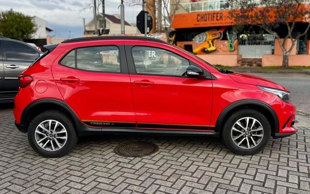 imagem-https://www.socarrao.com.br/sc-vehicle-images-prod/3795270/1789239546108-8472132_10_B_ce63689c82.jpeg