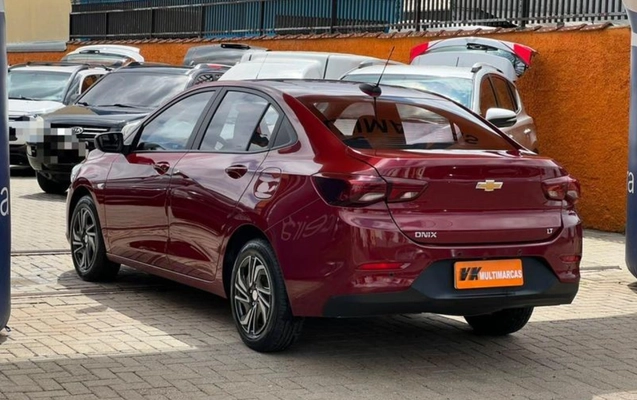 imagem-https://www.socarrao.com.br/sc-vehicle-images-prod/3795314/1789239619108-ODQ1NjA0OF8xM19CXzgyNzk4NTRhYmEuanBlZw.jpeg