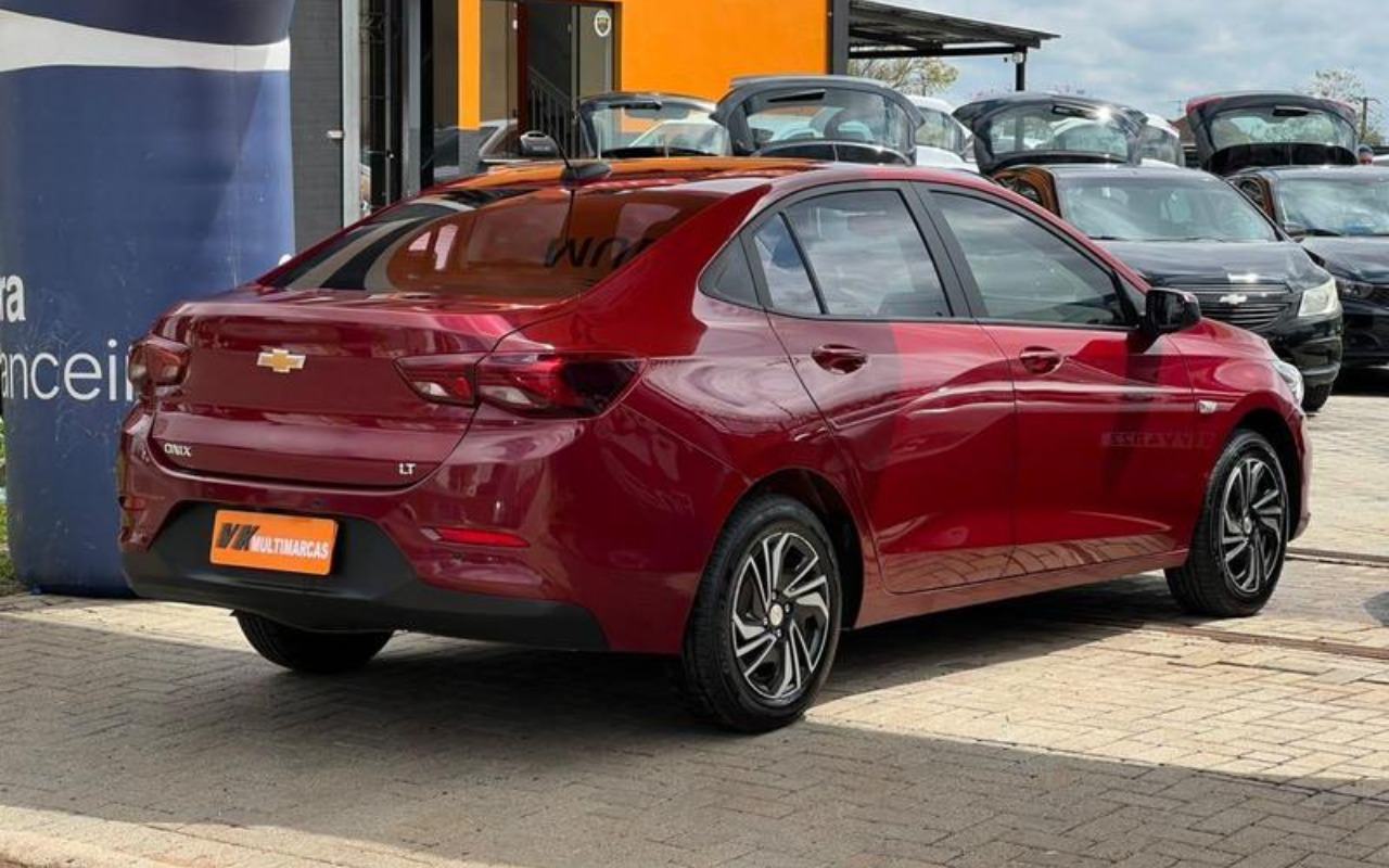 imagem-https://www.socarrao.com.br/sc-vehicle-images-prod/3795314/1789239619301-ODQ1NjA0OF8xMF9CXzQzMTYwNjg1OGYuanBlZw.jpeg