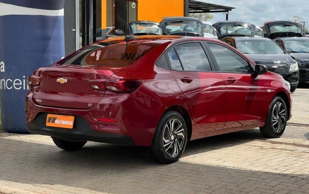 imagem-https://www.socarrao.com.br/sc-vehicle-images-prod/3795314/1789239619301-ODQ1NjA0OF8xMF9CXzQzMTYwNjg1OGYuanBlZw.jpeg