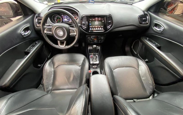imagem-https://www.socarrao.com.br/sc-vehicle-images-prod/3795396/1789239814307-8471857_3_B_b9f6400846.jpeg
