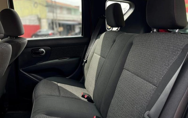imagem-https://www.socarrao.com.br/sc-vehicle-images-prod/3795500/1789240073110-8472167_10_B_41fdf96929.jpeg